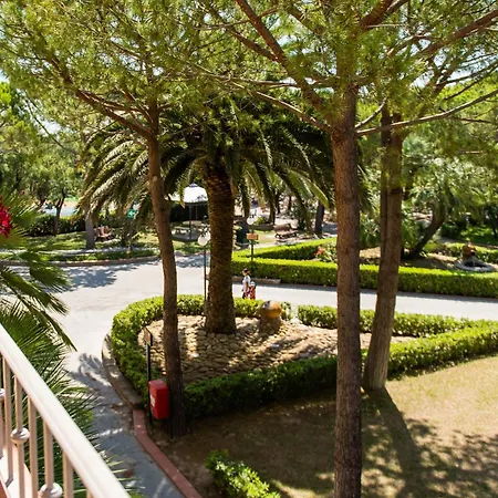 База отдыха Salinello Village 4*