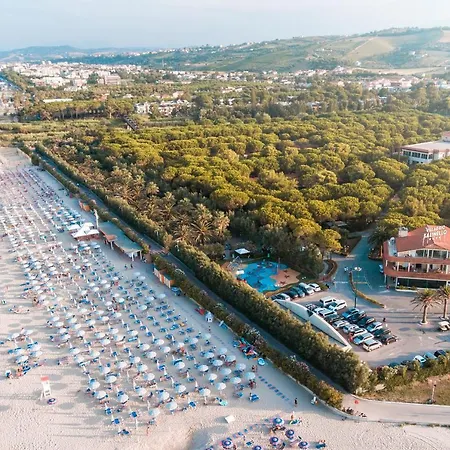 Salinello Village База отдыха