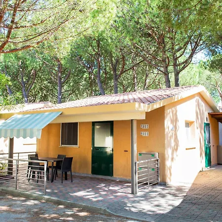 منتزه العطل Salinello Village